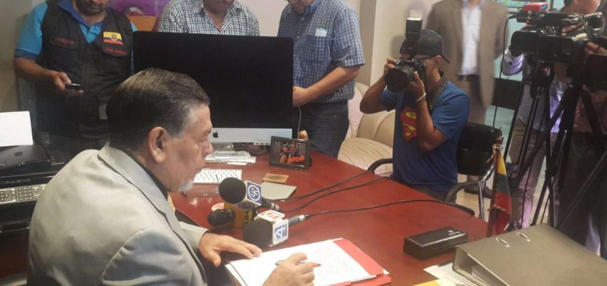 Abogado de Carlos P&oacute;lit dice que Fiscal&iacute;a viol&oacute; debido proceso