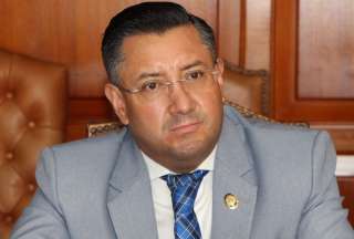 Iván Saquicela firmó pedido de extradición de Rafael Correa