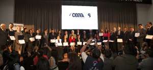 El Ceaaces entreg&oacute; hoy las certificaciones. Foto: Mario Egas / EL TEL&Eacute;GRAFO 