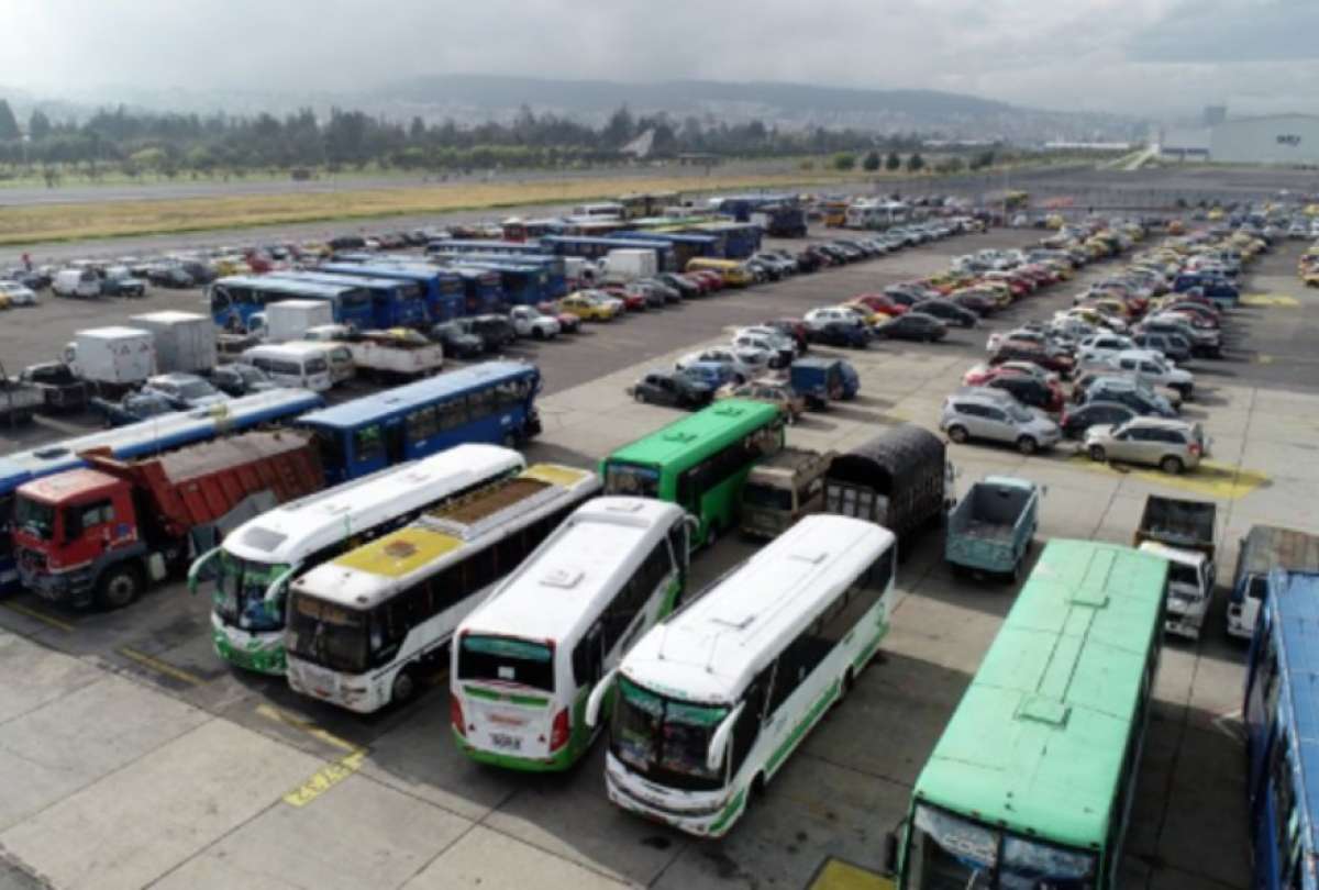 El Gobierno destinar&aacute; cerca de USD 108 millones para la chatarrizaci&oacute;n de transporte p&uacute;blico y comercial. 