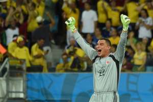 Faryd Mondrag&oacute;n entr&oacute; en lugar del portero titular David Ospina. Foto: AFP