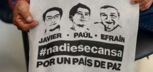 El espacio se llen&oacute; de letreros con las fotos de las personas desaparecidas y de aquellas que fueron asesinadas.
