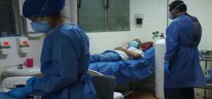 En el Centro de Personas Privadas de Libertad (CPPL) de El Inca se activ&oacute; en forma inmediata una brigada m&eacute;dica para atender a los internos.