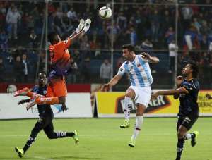 Independiente golea sin problemas a los chicos del D. Quito