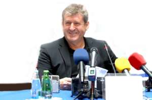 Safet Susic asumi&oacute; la direcci&oacute;n t&eacute;cnica de Bosnia para el comienzo de las eliminatorias europeas rumbo a Brasil 2014. Foto: Archivo