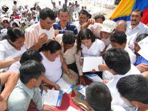 Las capacidades diferentes no son obst&aacute;culos para los j&oacute;venes que desean emprender alguna carrera. La UPS colabora con ellos durante su formaci&oacute;n. Foto: Cortes&iacute;a:UPS