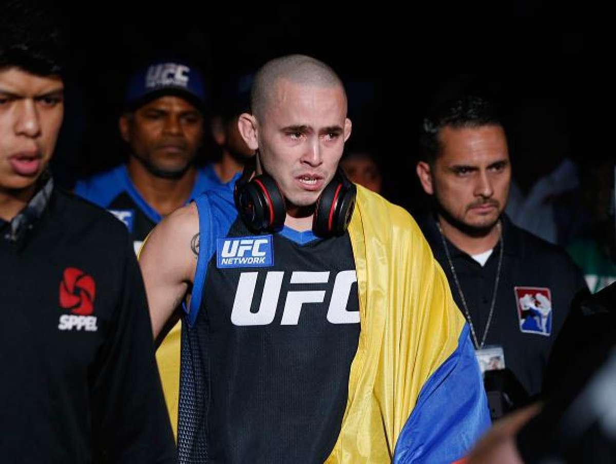 Marlon Vera celebr&oacute; euf&oacute;rico su primer triunfo en la UFC.
