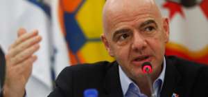 El presidente de la FIFA, Gianni Infantino, habla durante una rueda de prensa este s&aacute;bado en Ciudad de Panam&aacute;.