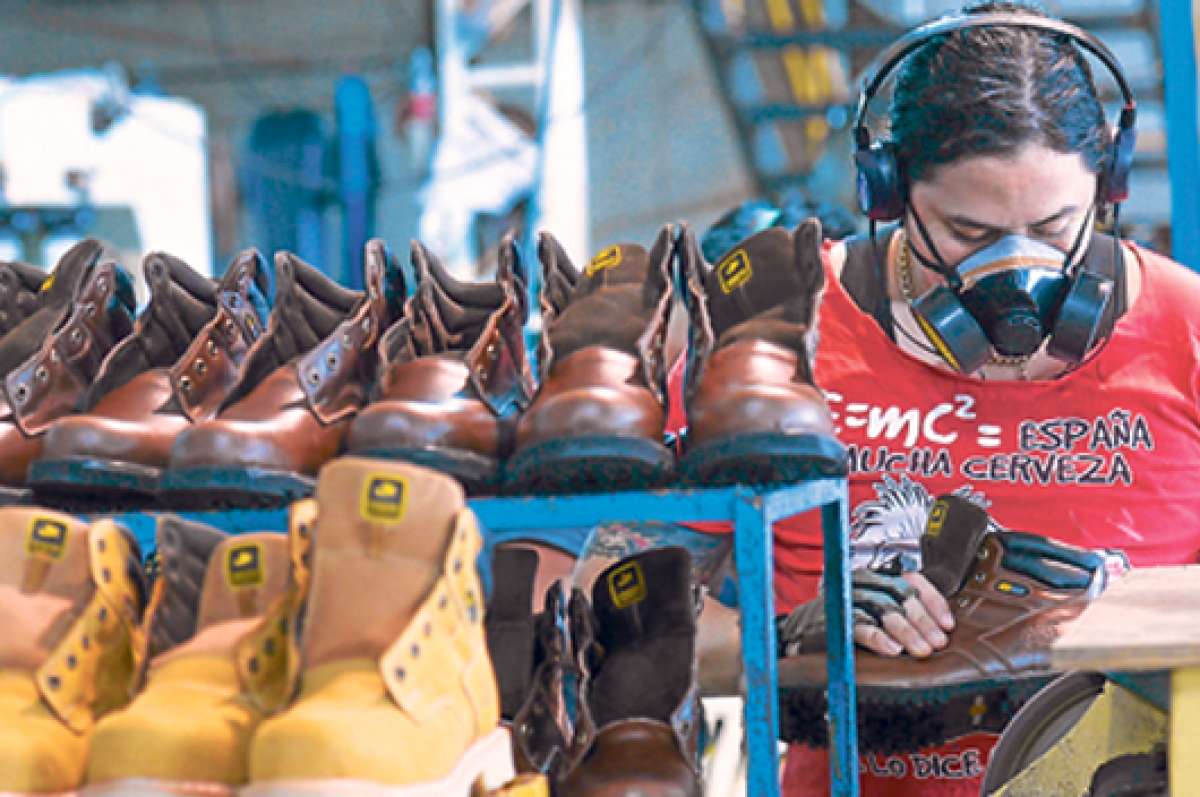 El sector del calzado, que genera 100.000 empleos, es uno de los m&aacute;s beneficiados con las salvaguardias. Foto: Lylibeth Coloma / El Tel&eacute;grafo