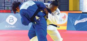 Vanessa Chal&aacute; se agiganta sobre el tatami