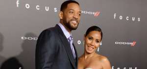 Will Smith junto a su esposa, la tambi&eacute;n actriz  Jada Pinkett Smith, quien fue la primera en protestar por la falta de nominaciones de actores negros al Oscar.