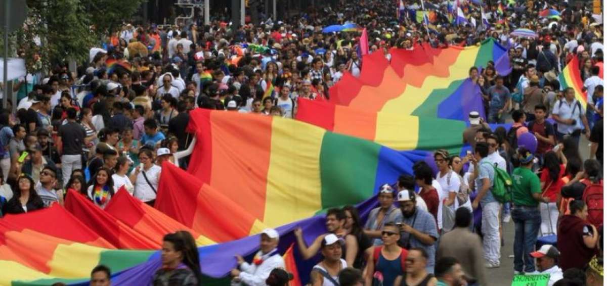 Comisi&oacute;n de DD.HH. se&ntilde;ala aumento de intolerancia hacia personas LGBT en M&eacute;xico