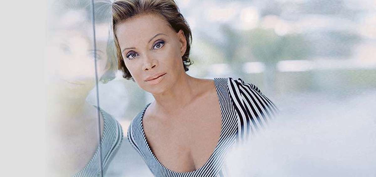 La artista espa&ntilde;ola Paloma San Basilio, ha logrado reconocimientos por sus 33 discos, cinco musicales y dos libros publicados. 