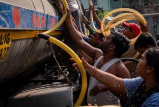 La ola de calor preocupa en varias localidades de India.