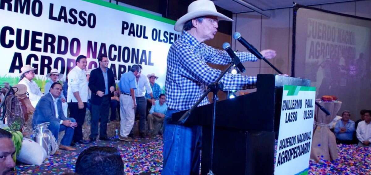 Lasso propone que campesinos porten armas