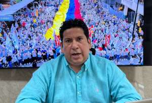 Richard Gómez niega haber retirado dinero de la cuenta de CNEL.