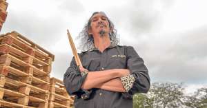 Aunque es m&aacute;s conocido como baterista de rock, Willy Wong tambi&eacute;n domina el piano y la guitarra, que aprendi&oacute; a tocar desde que ten&iacute;a 9 a&ntilde;os. William Orellana / El Tel&eacute;grafo