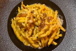 Fotografía de archivo de a &#039;carbonara&#039;, uno de los platos de pasta más emblemáticos de la cocina romana.