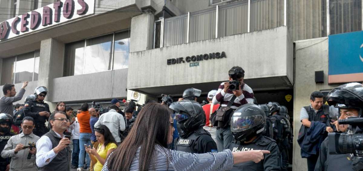 La semana pasada intervinieron las autoridades en las instalaciones de Cedatos, en la ciudad de Quito.
