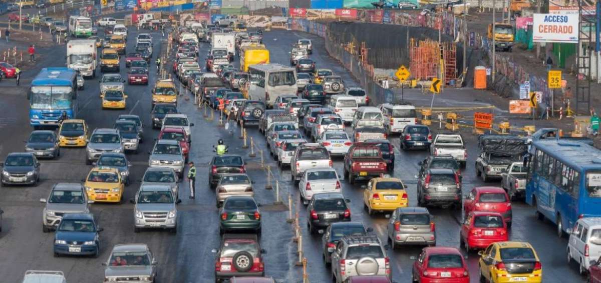 &iquest;Acciones del Municipio contribuyen a disminuir el tr&aacute;fico en Quito? (Encuesta)