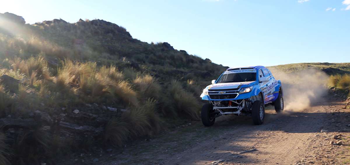 Sebasti&aacute;n Guayasam&iacute;n correr&aacute; el Dakar en esta camioneta Chevrolet Colorado. La lid ser&aacute; del 6 al 20 de enero. 