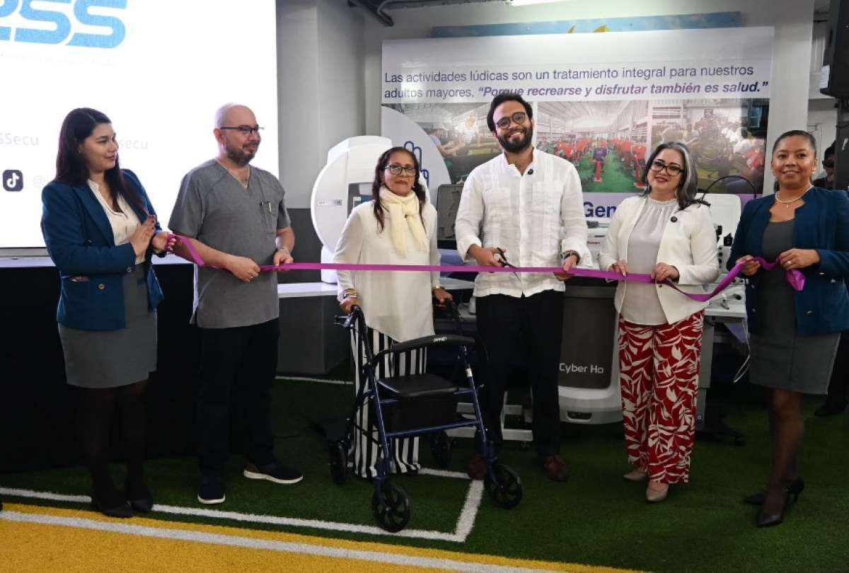 Hospital General Manta del IESS fortalece su capacidad con nueva tecnología médica por más de USD 340 mil