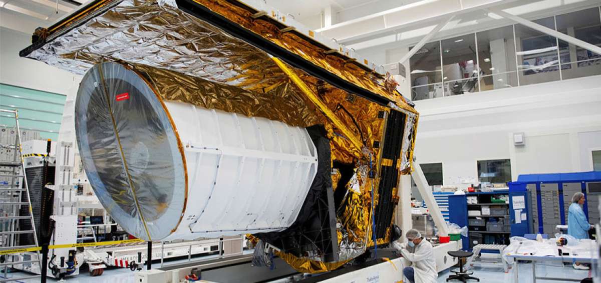 Euclid, misi&oacute;n en la que participan 14 pa&iacute;ses europeos, examinar&aacute; miles de millones de galaxias con una nitidez y sensibilidad sin precedentes. 