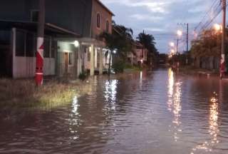 Emergencia en varias provincias del país debido a las fuertes lluvias.