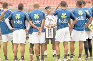 Pinto est&aacute; sorprendido por el bajo nivel de la defensa de Costa Rica