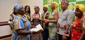 A&iacute;da Quintero dirigi&oacute; ayer el evento por la celebraci&oacute;n del primer a&ntilde;o de la C&aacute;mara Afro de Econom&iacute;a Popular y Solidaria. 