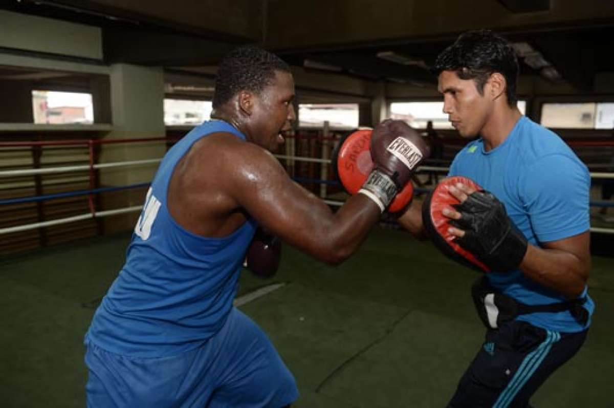 Ytalo Perea iniciar&aacute; esta noche una serie de 6 peleas programadas para este a&ntilde;o.  Foto: Miguel Castro│El Tel&eacute;grafo