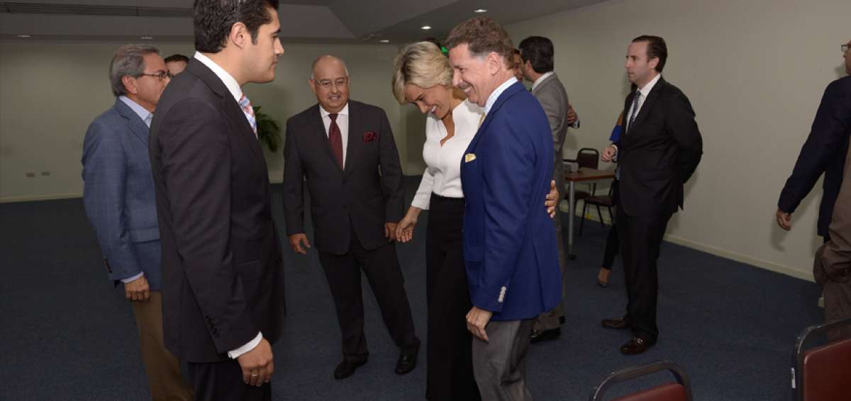 El binomio socialcristiano explic&oacute; ayer a dirigentes empresariales su propuesta de producci&oacute;n.