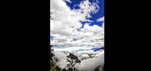 En la parte m&aacute;s alta de la cordillera, en el sur del pa&iacute;s, hay nubes arriba y abajo y se las puede tocar con las manos. Julio y agosto son los mejores meses para visitar el lugar.