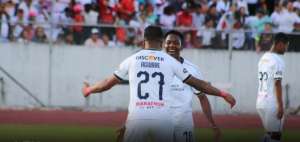 Liga y Aucas se enfrentaron en el primer S&uacute;per Cl&aacute;sico del 2020