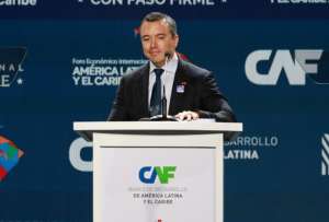 El presidente Noboa regresa al pa&iacute;s 