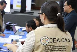 La decisión de invitar a observadores nacionales e internacionales fue aprobada por el Pleno del CNE.