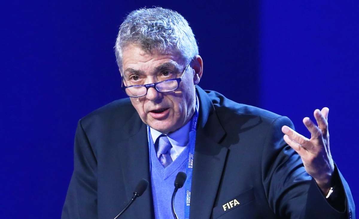 Villar, exjugador profesional y actual presidente de la Federaci&oacute;n Espa&ntilde;ola de F&uacute;tbol, fue sancionado con una multa de 25.000 francos suizos. Foto: Internet