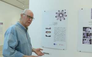 Peter Mussfeldt considera que un evento de este tipo se realice en la ciudad abre una ventana que el dise&ntilde;ador nacional muestre su talento. Foto: Eduardo Escobar / El Tel&eacute;grafo 