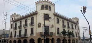 El castillo de Espronceda (Eloy Alfaro y Venezuela), construido en la d&eacute;cada de los 30, fue propiedad del espa&ntilde;ol Jos&eacute; Mart&iacute;nez Espronceda.