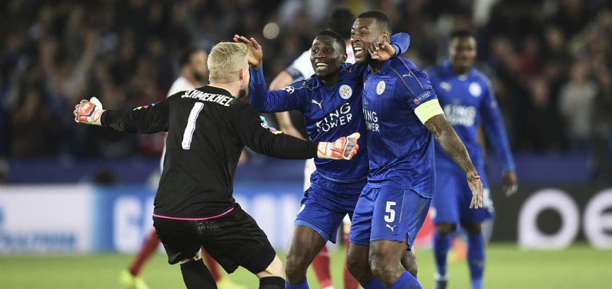 Leicester acrecienta su historia avanzando a cuartos de la Champions