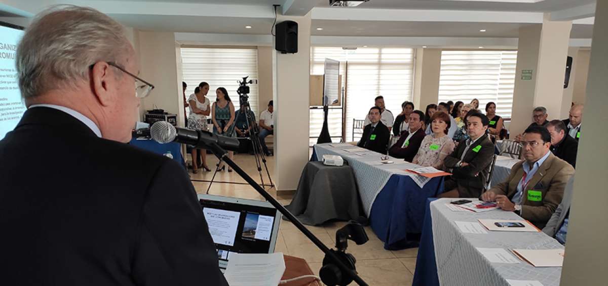 El viceministro de Turismo, Mariano Proa&ntilde;o, explic&oacute; que todos deben contribuir para transformar a Manta en un destino de turismo de negocios.