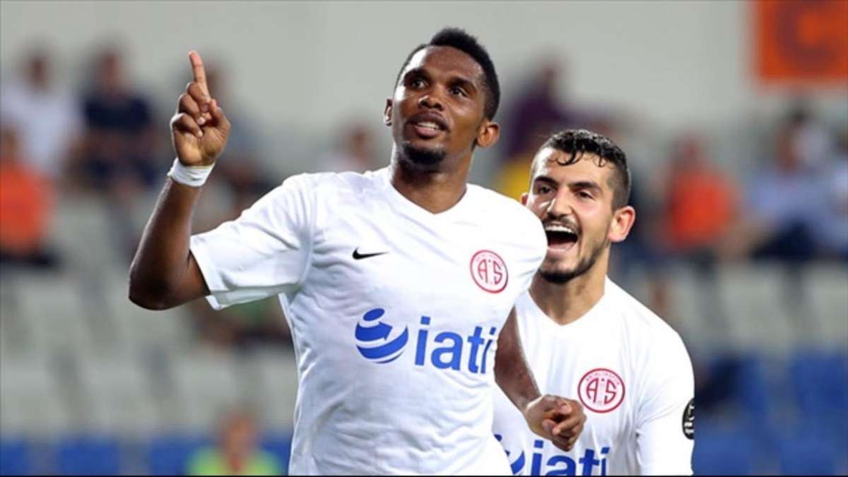 Etoo gana su primer partido como entrenador-jugador del Antalyaspor
