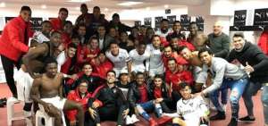 Antonio Valencia se disculpa por expulsi&oacute;n en partido contra Barcelona