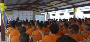 Los internos que culminaron el tratamiento recibieron certificados por parte del Ministerio de Salud P&uacute;blica. 