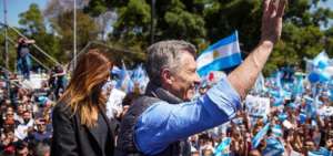 Macri pide "desdramatizar" el supercl&aacute;sico de la Libertadores