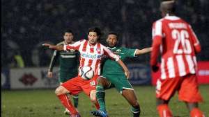 Los futbolistas griegos convocan a una huelga indefinida