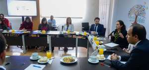 Ana Pel&aacute;ez, de la Fundaci&oacute;n ONCE de Espa&ntilde;a, comparti&oacute; recomendaciones de comunicaci&oacute;n inclusiva con los periodistas.