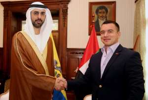 Presidente Noboa recibió al ministro de Estado de Emiratos Árabes Unidos, Omar Sultan Al Olama