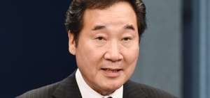 El primer ministro Lee Nak-Yon tiene 64 a&ntilde;os, y es periodista.