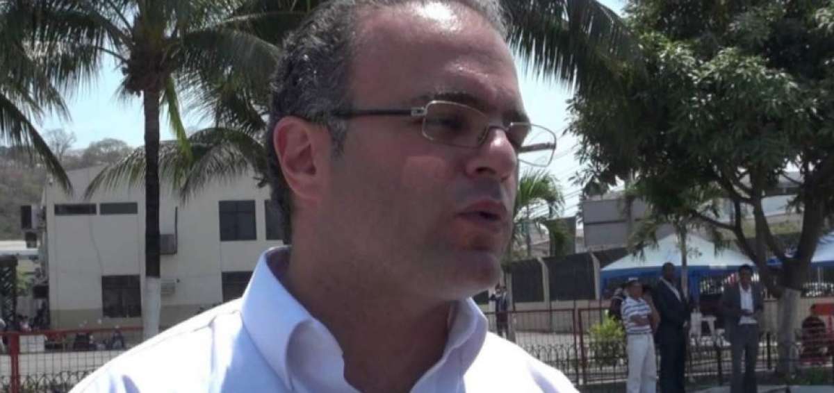 Michel Doumet renunci&oacute; a la ANT porque va como candidato a la Asamblea